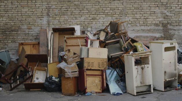 Foreclosure and Money for Keys How Junk removal Haulers Can Help